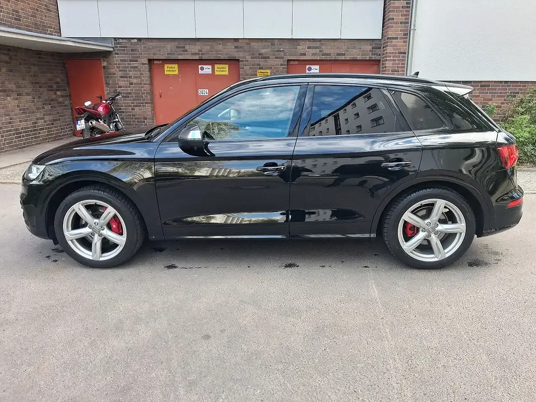 Audi SQ5 - Thumbnail 10