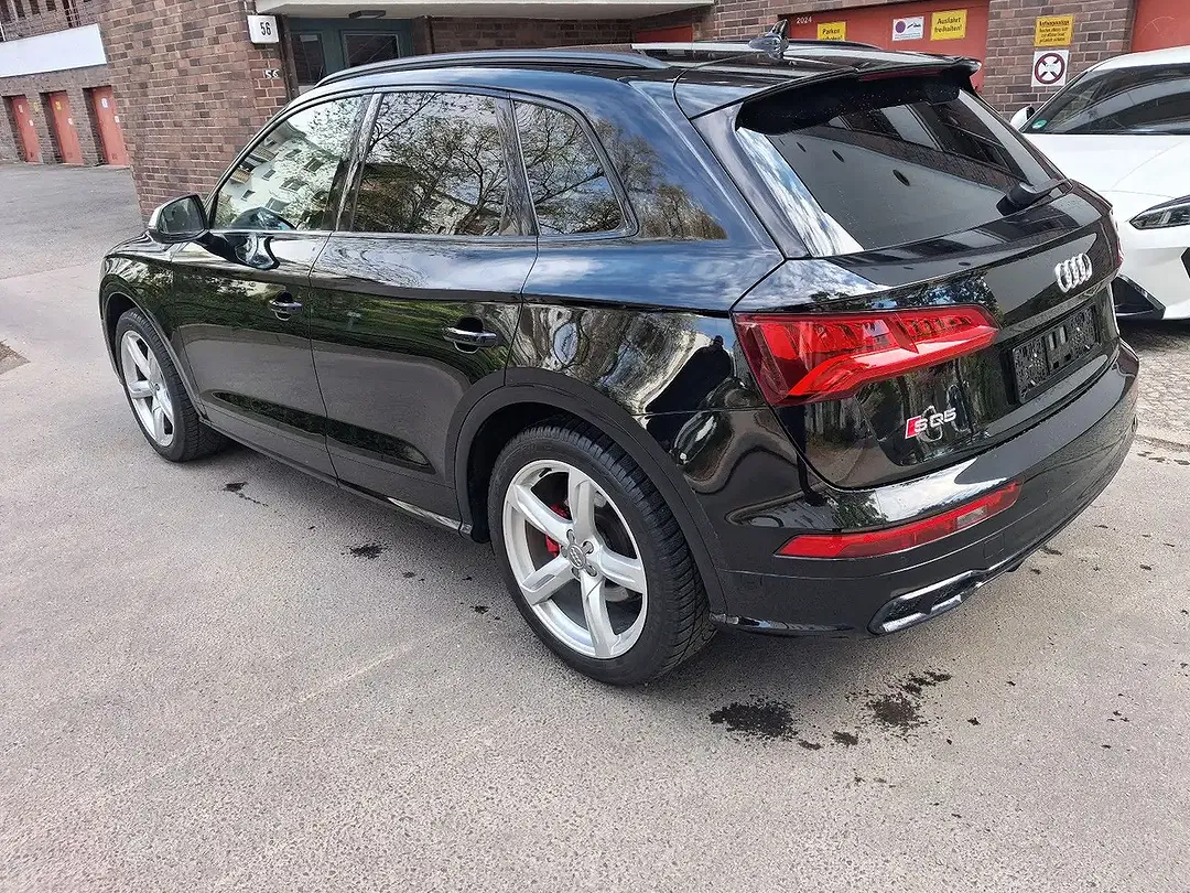 Audi SQ5 - Thumbnail 9