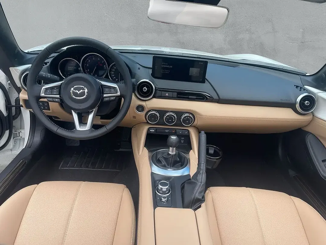 Mazda MX-5 - Thumbnail 9