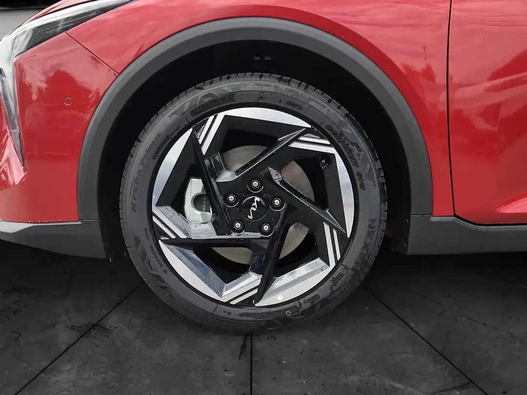Kia K4 - Thumbnail 5