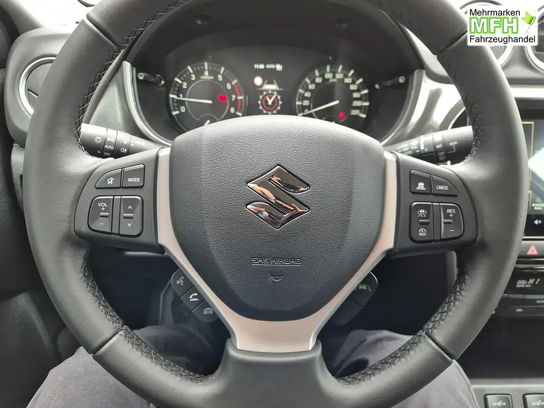 Suzuki Vitara - Thumbnail 15