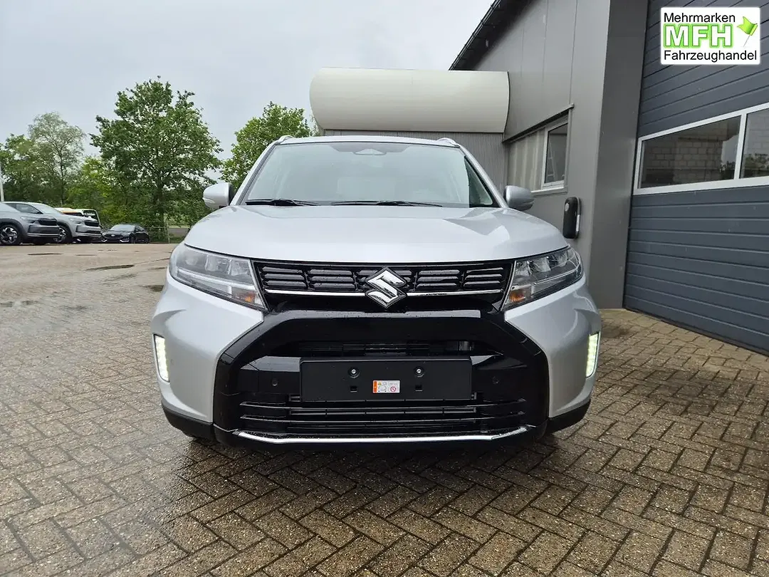 Suzuki Vitara - Thumbnail 8
