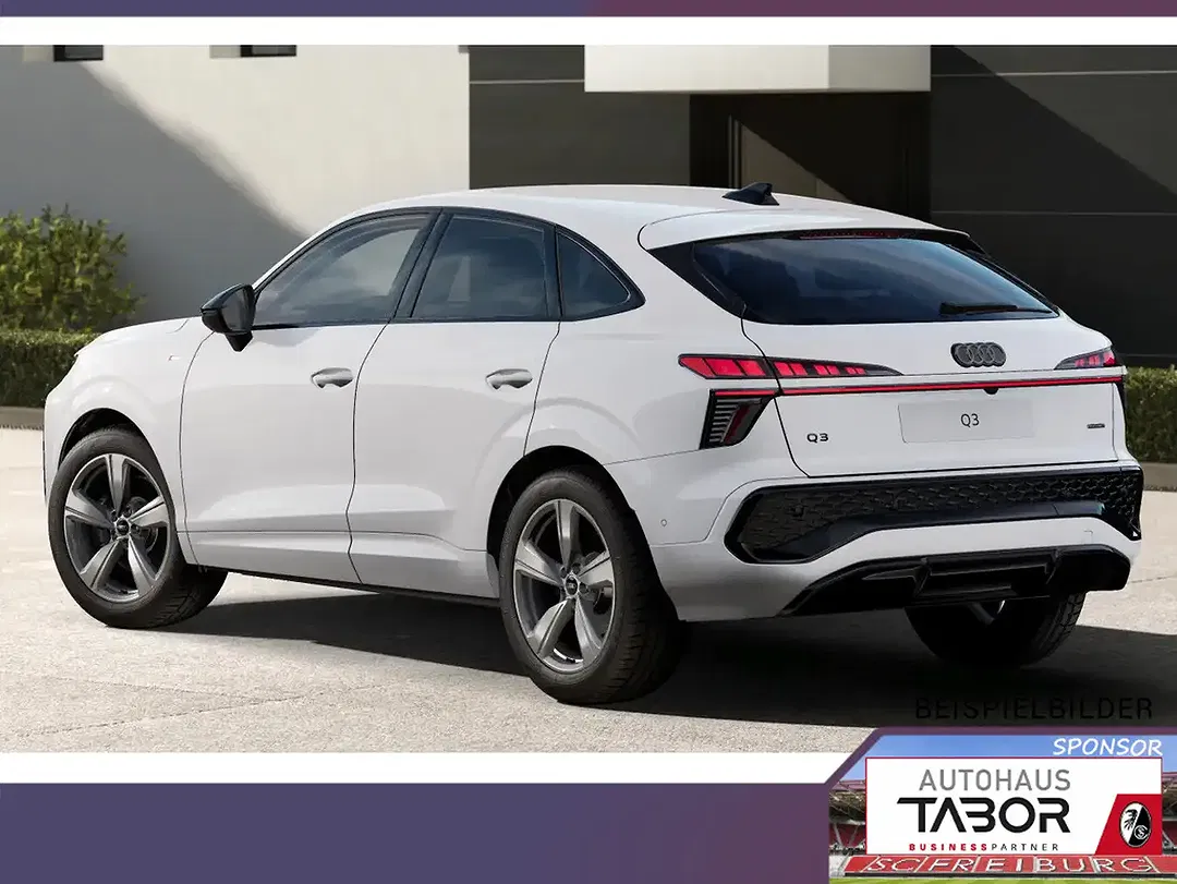Audi Q3 - Thumbnail 3