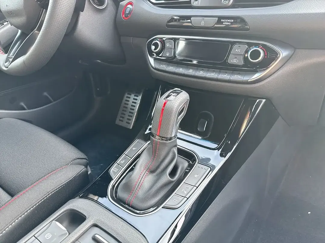 Hyundai i30 - Thumbnail 15