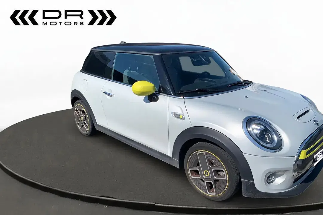 MINI Cooper SE - Thumbnail 2