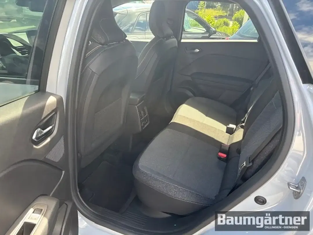 Renault Captur - Thumbnail 7