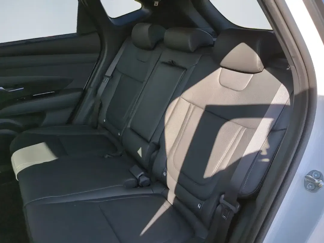 Hyundai TUCSON - Thumbnail 13