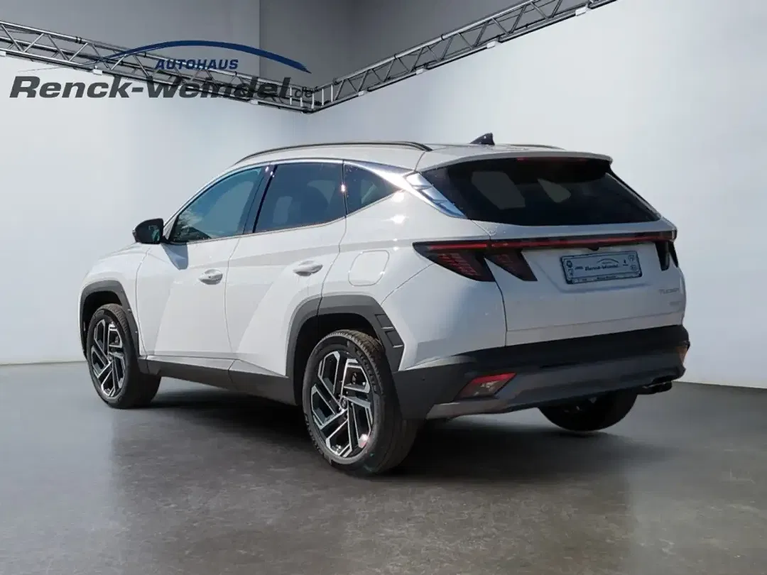Hyundai TUCSON - Thumbnail 3