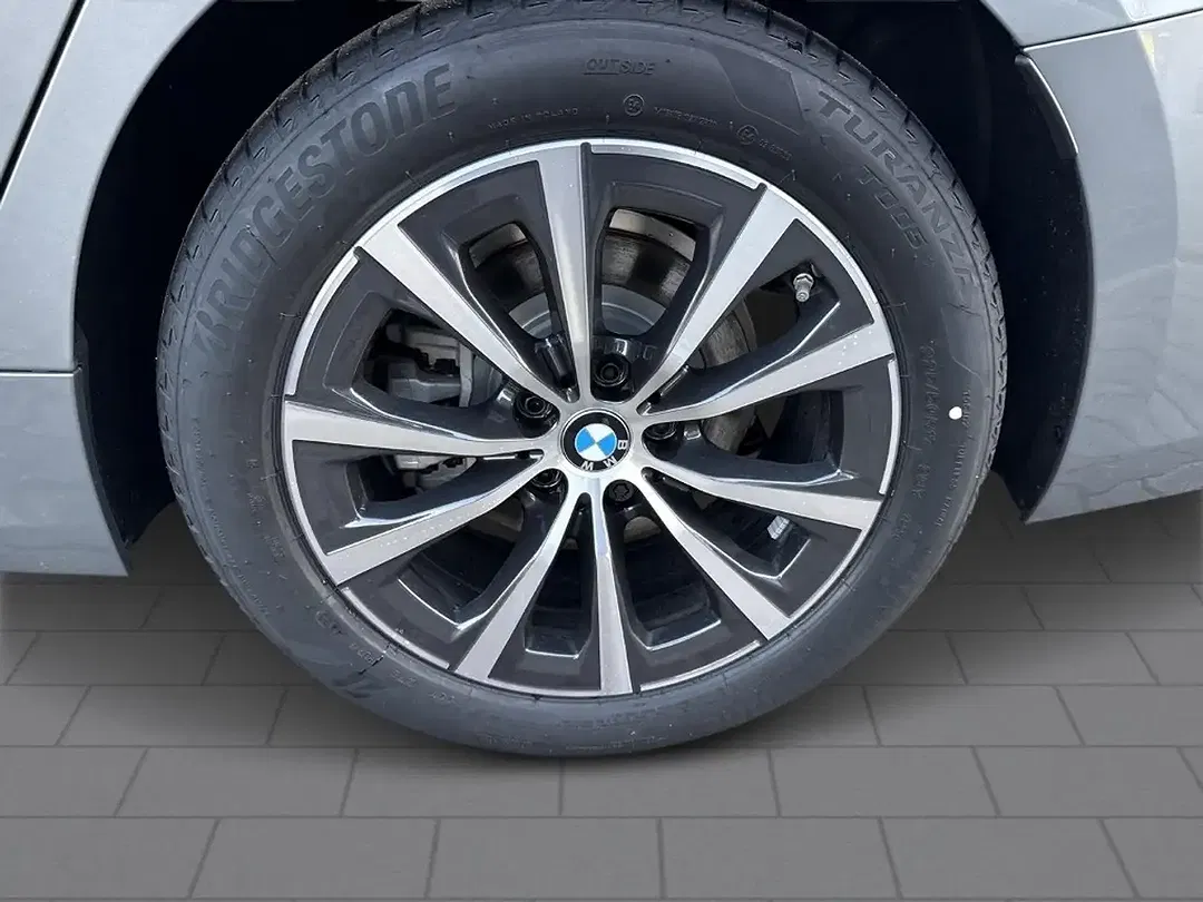 BMW 318 - Thumbnail 6