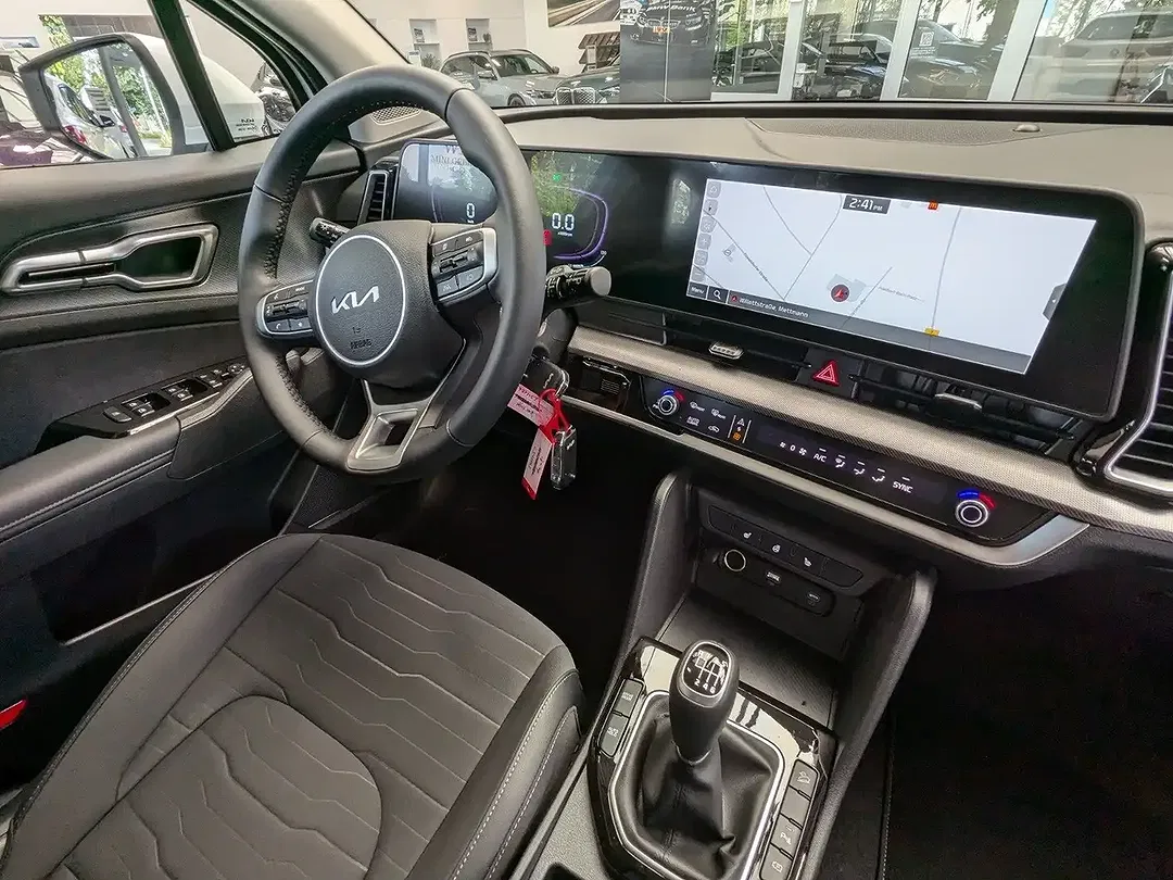 Kia Sportage - Thumbnail 2