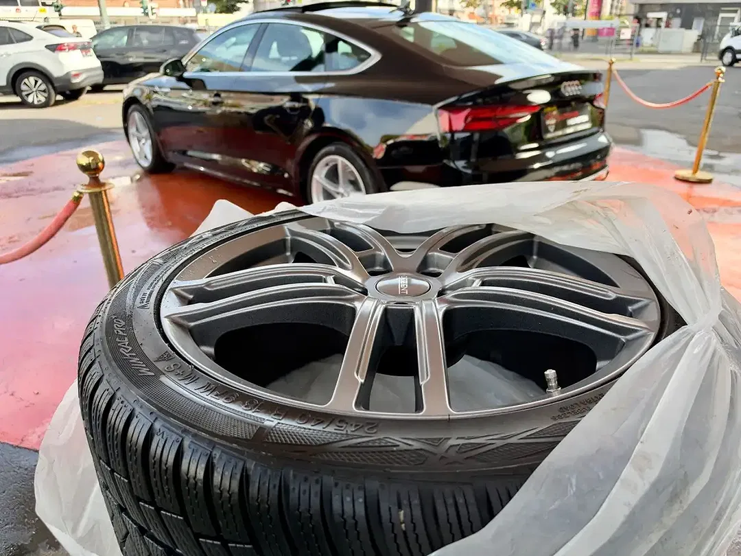 Audi A5 - Thumbnail 9