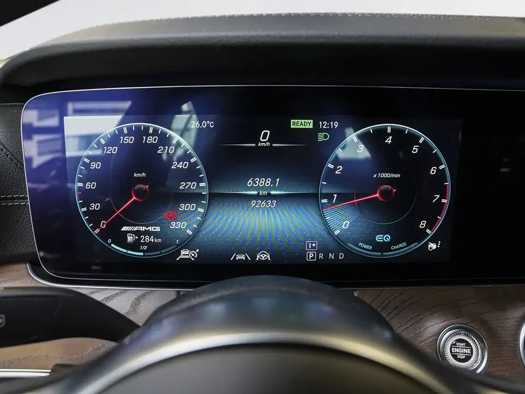 Mercedes-Benz AMG GT - Thumbnail 11