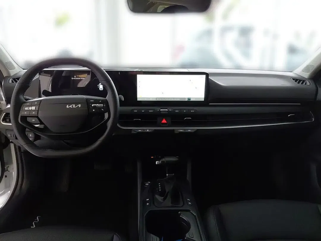 Kia K4 - Thumbnail 10