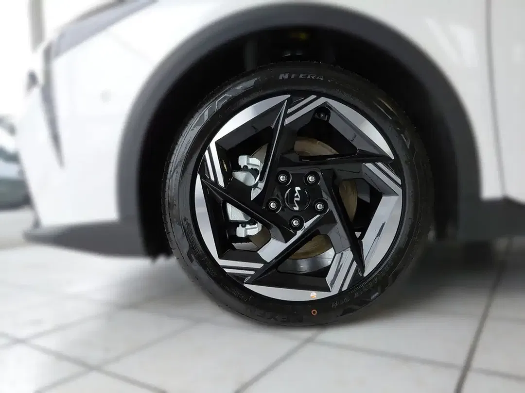 Kia K4 - Thumbnail 7