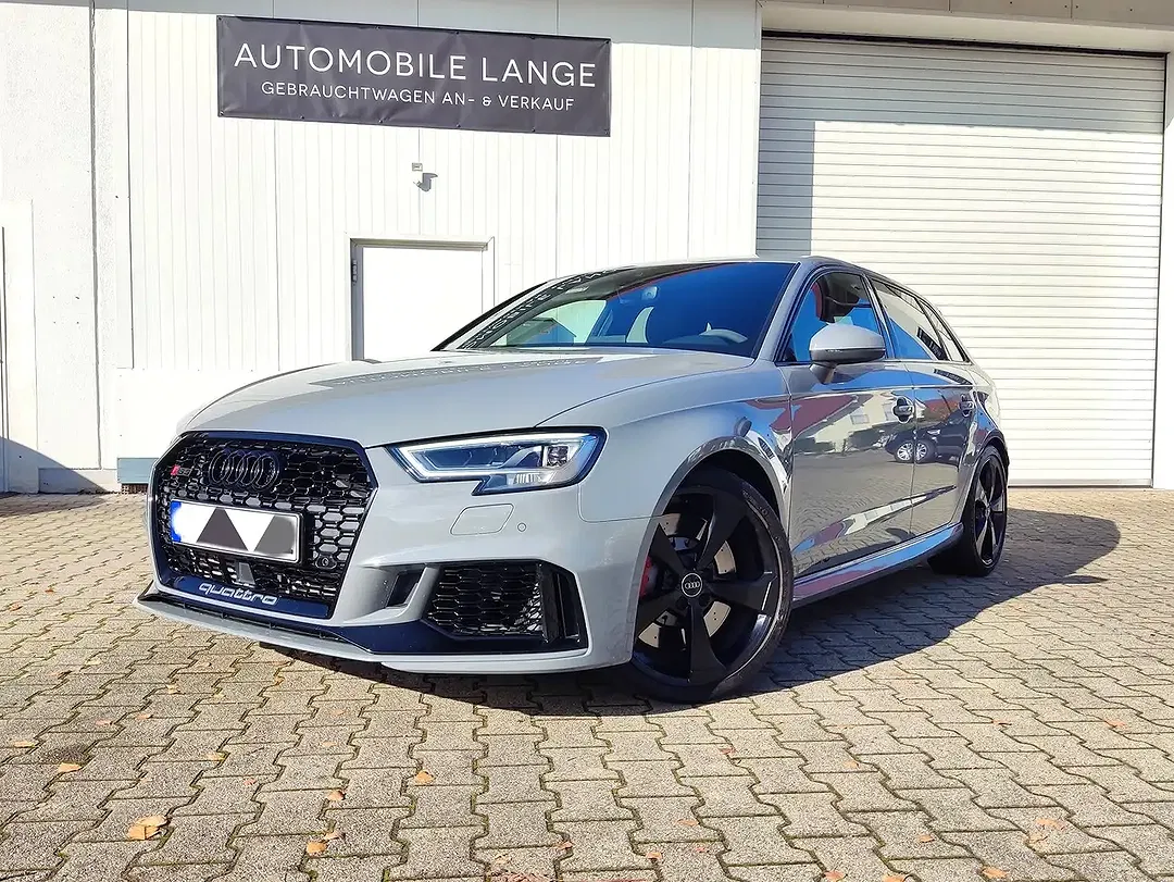 Audi RS3 2.5 TFSI quattro