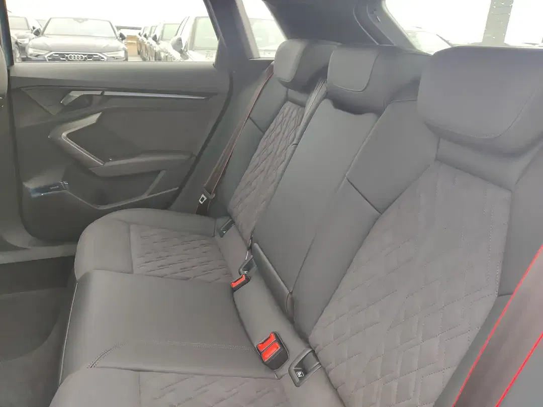 Audi RS3 - Thumbnail 12