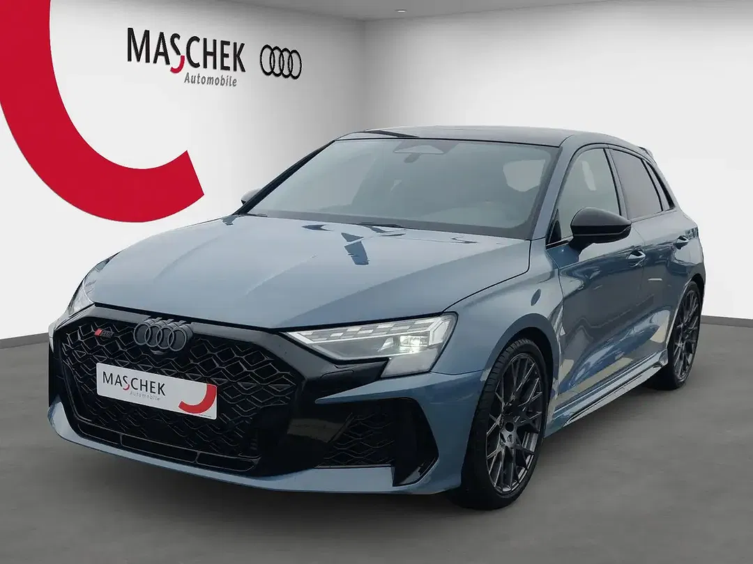 Audi RS3 - Thumbnail 1