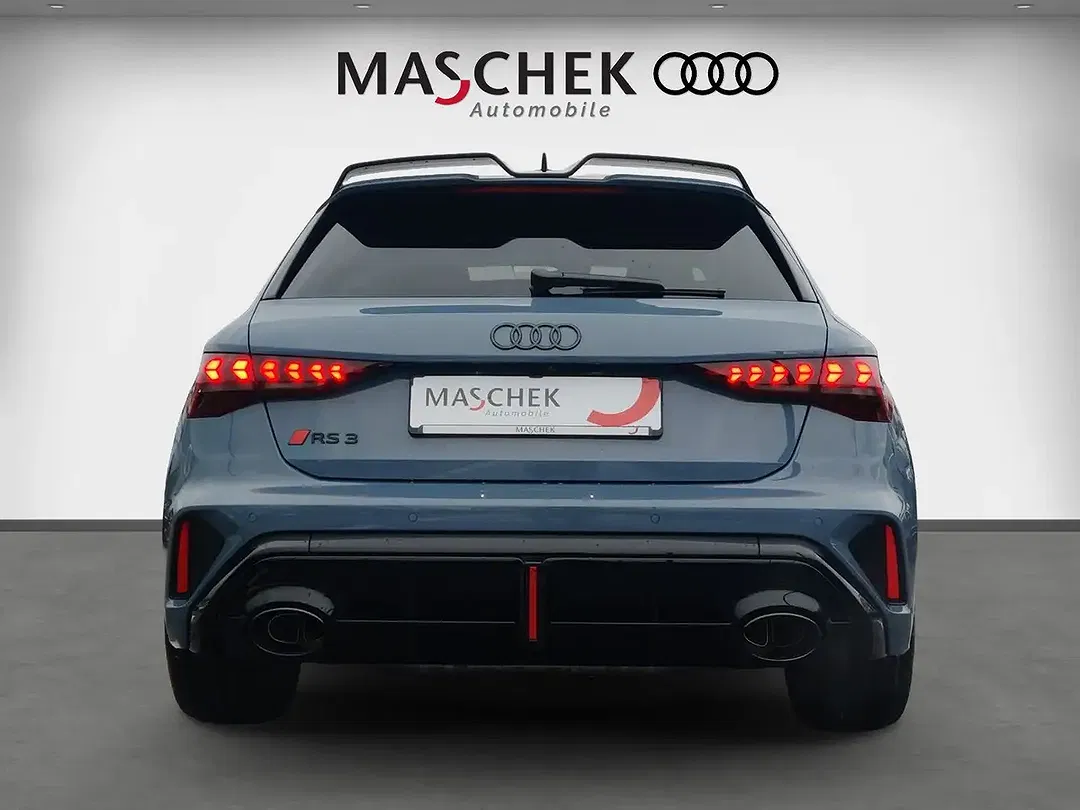 Audi RS3 - Thumbnail 4