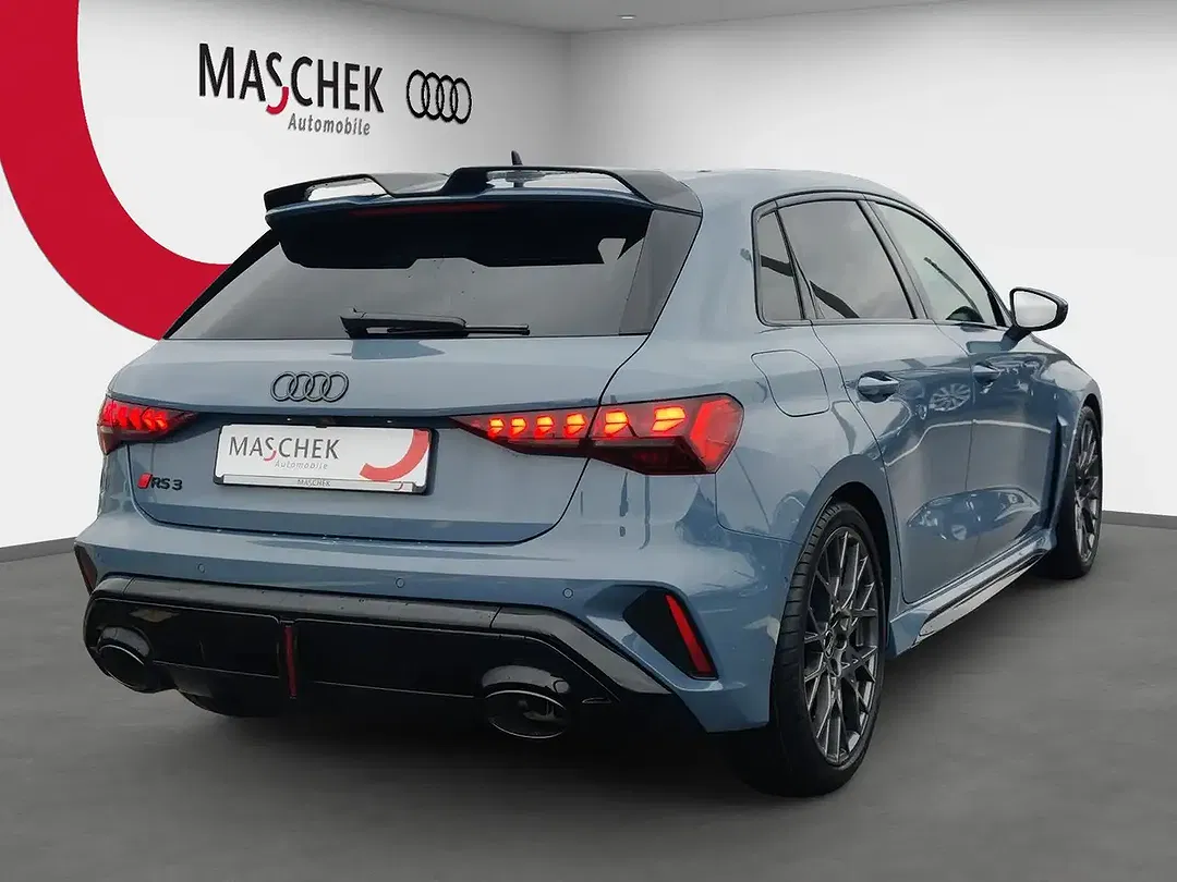 Audi RS3 - Thumbnail 5