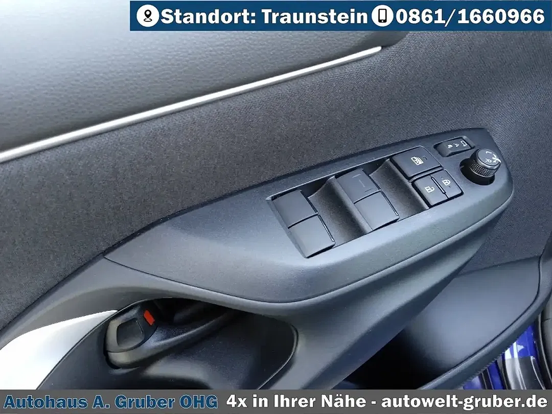 Mazda 2 - Thumbnail 12