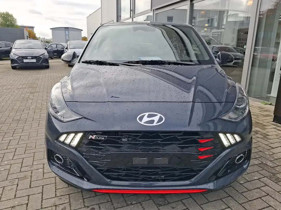 Hyundai i10 - Thumbnail 3
