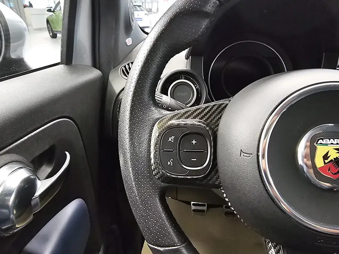 Abarth 695 - Thumbnail 14
