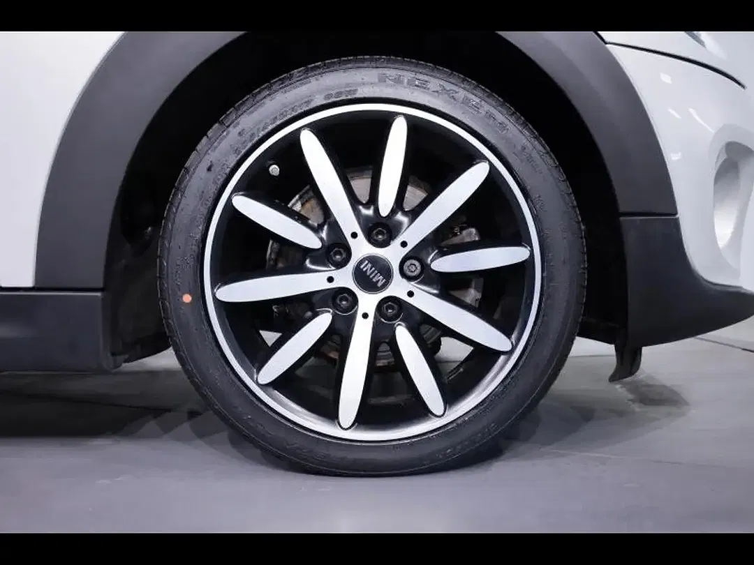 MINI Cooper Cabrio - Thumbnail 13