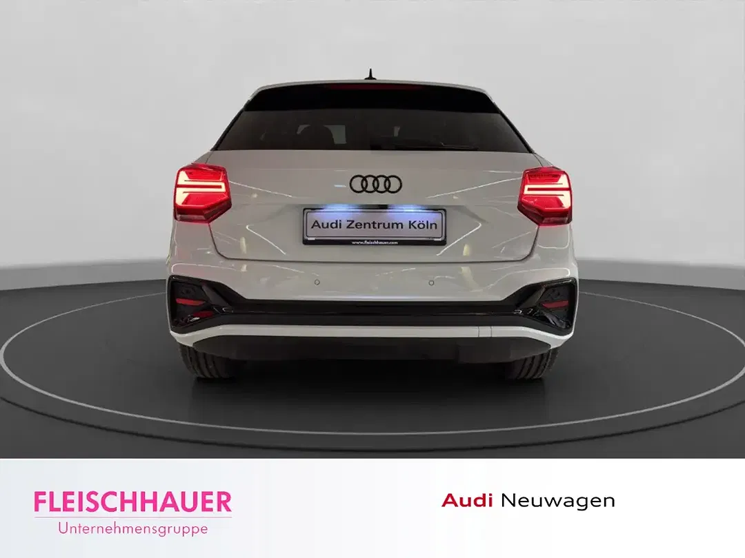 Audi Q2 - Thumbnail 5