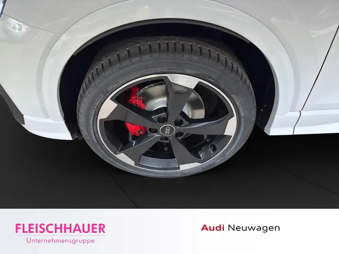 Audi Q2 - Thumbnail 6