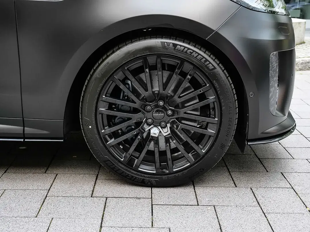 Land Rover Range Rover Sport - Thumbnail 10