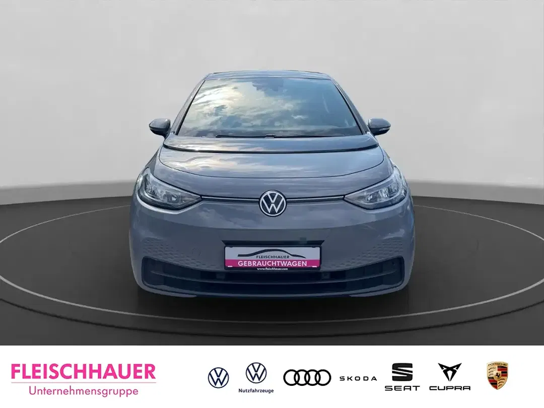 Volkswagen ID.3 - Thumbnail 2