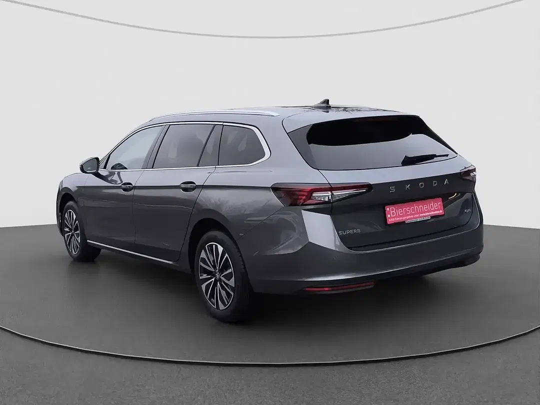 Skoda Superb - Thumbnail 8