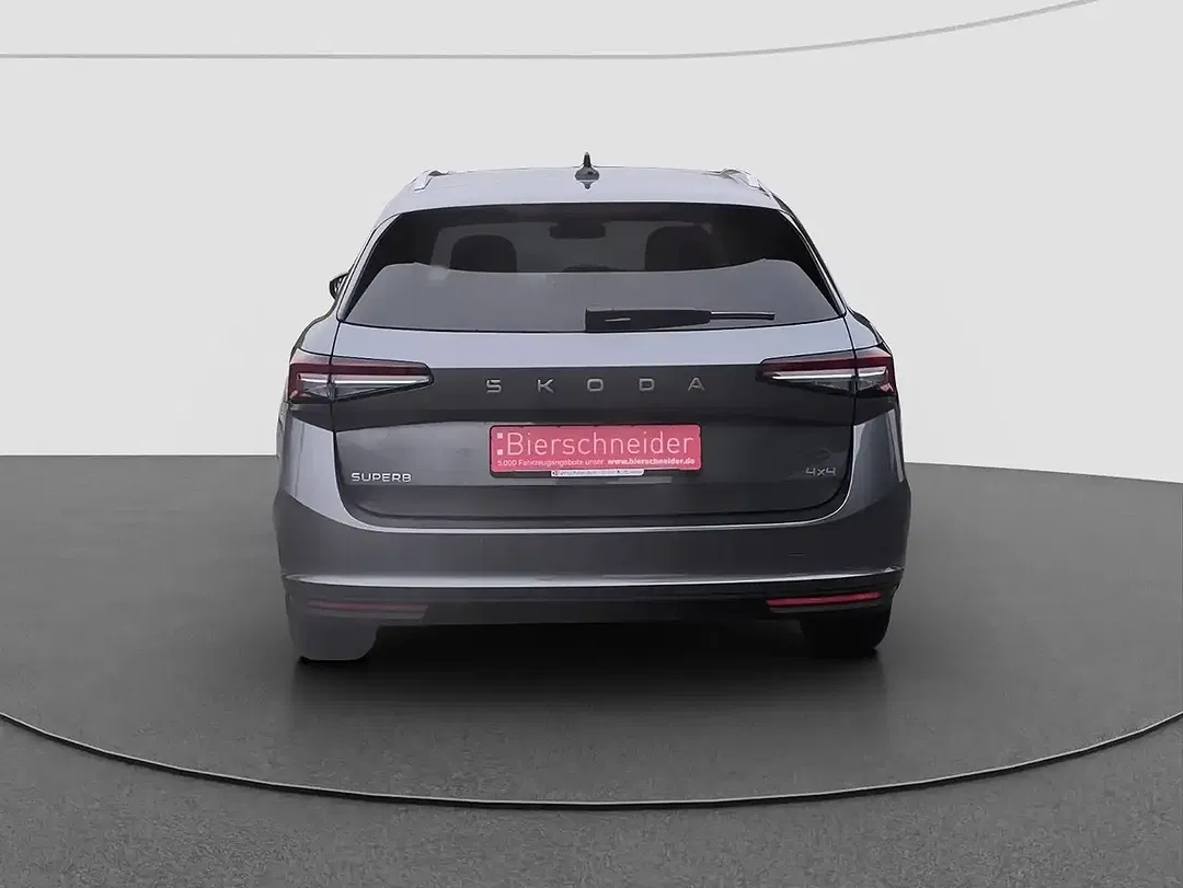 Skoda Superb - Thumbnail 9