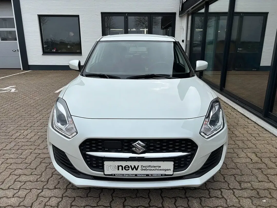 Suzuki Swift - Thumbnail 4