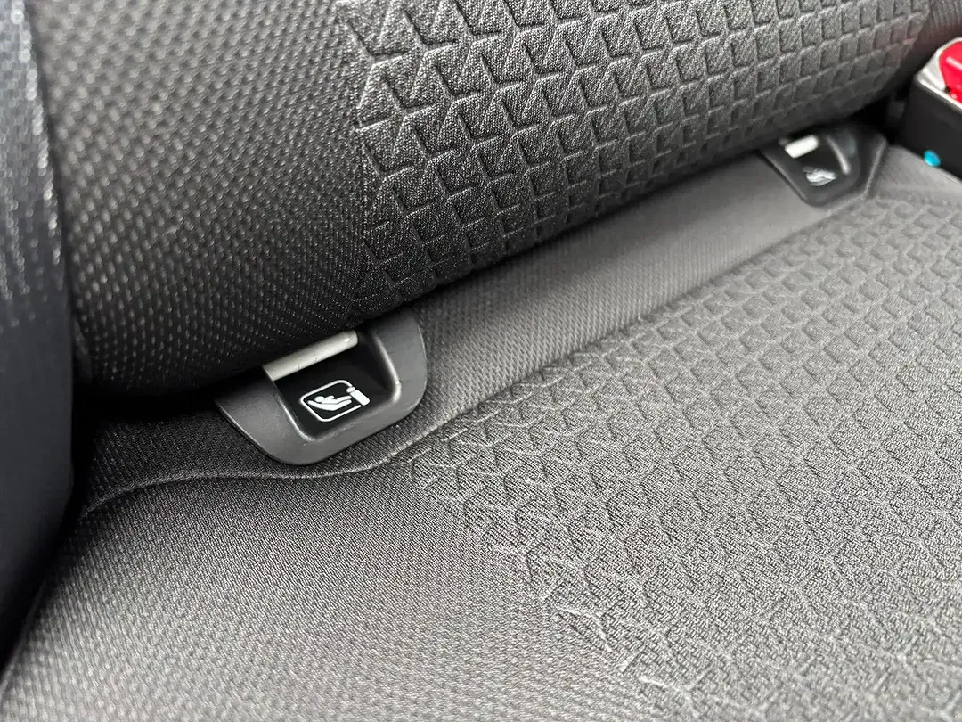 Suzuki Swift - Thumbnail 8