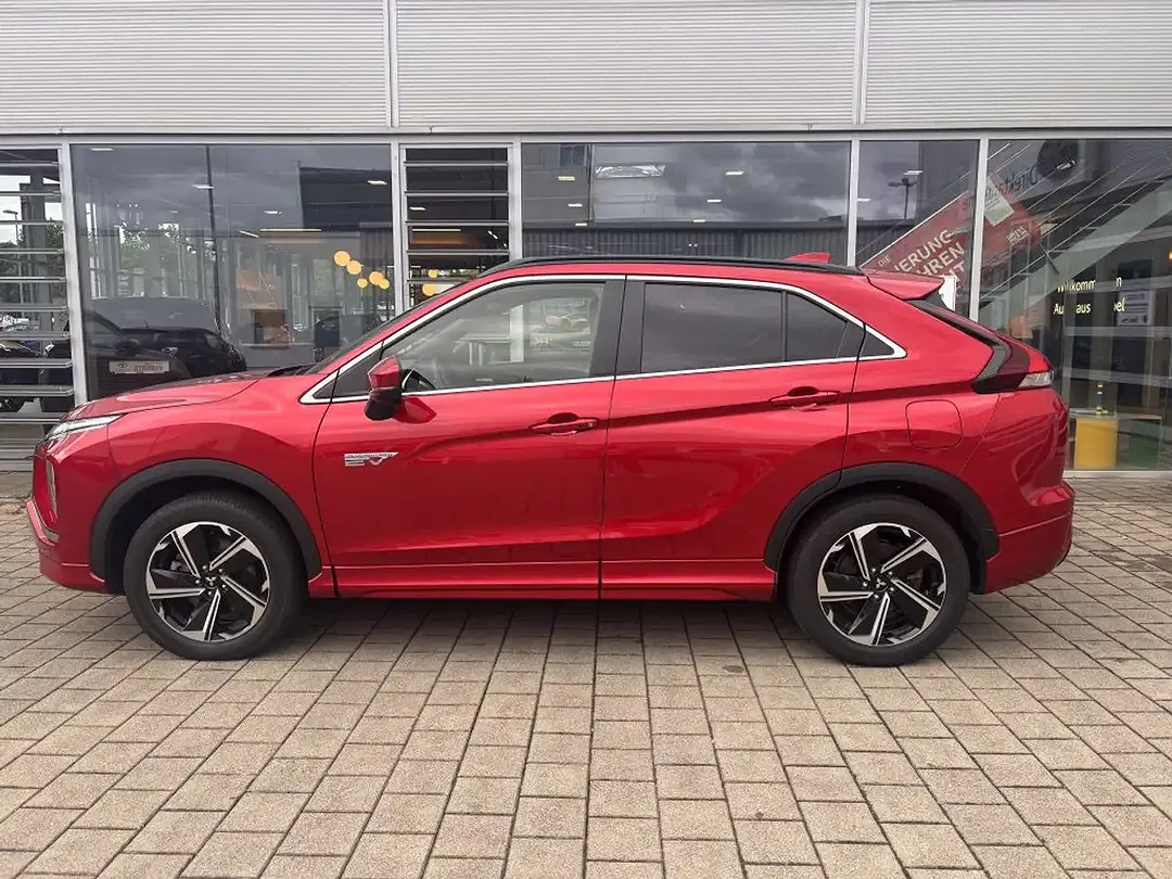 Mitsubishi Eclipse Cross - Thumbnail 3