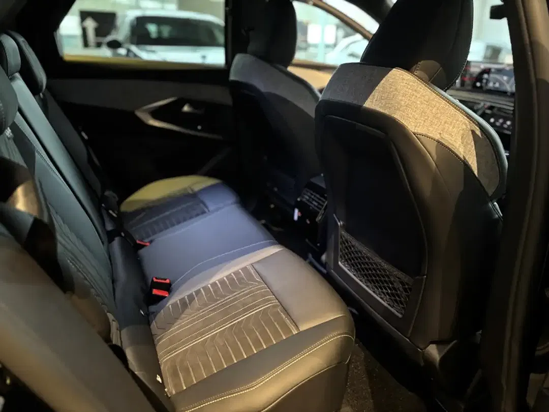 Peugeot 3008 - Thumbnail 15