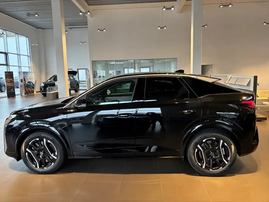 Peugeot 3008 - Thumbnail 5