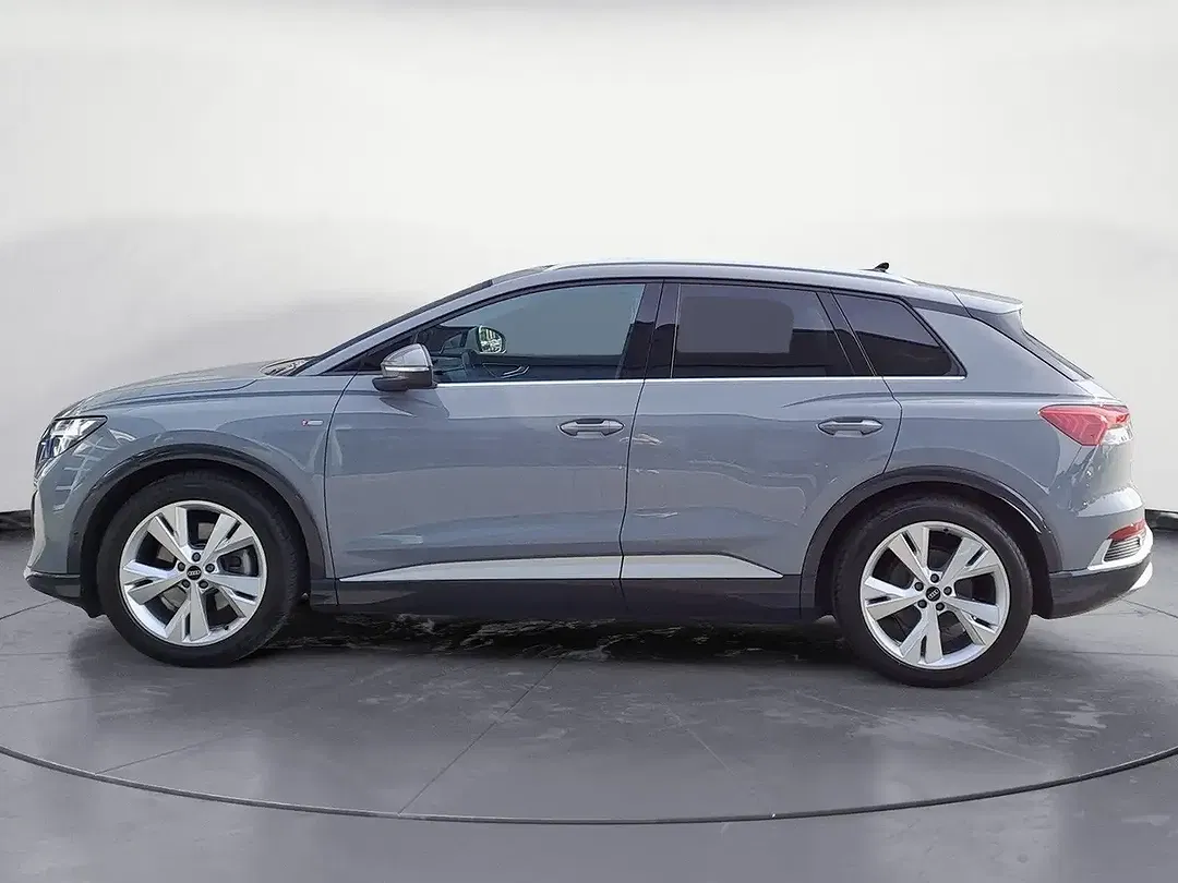 Audi Q4 e-tron - Thumbnail 3