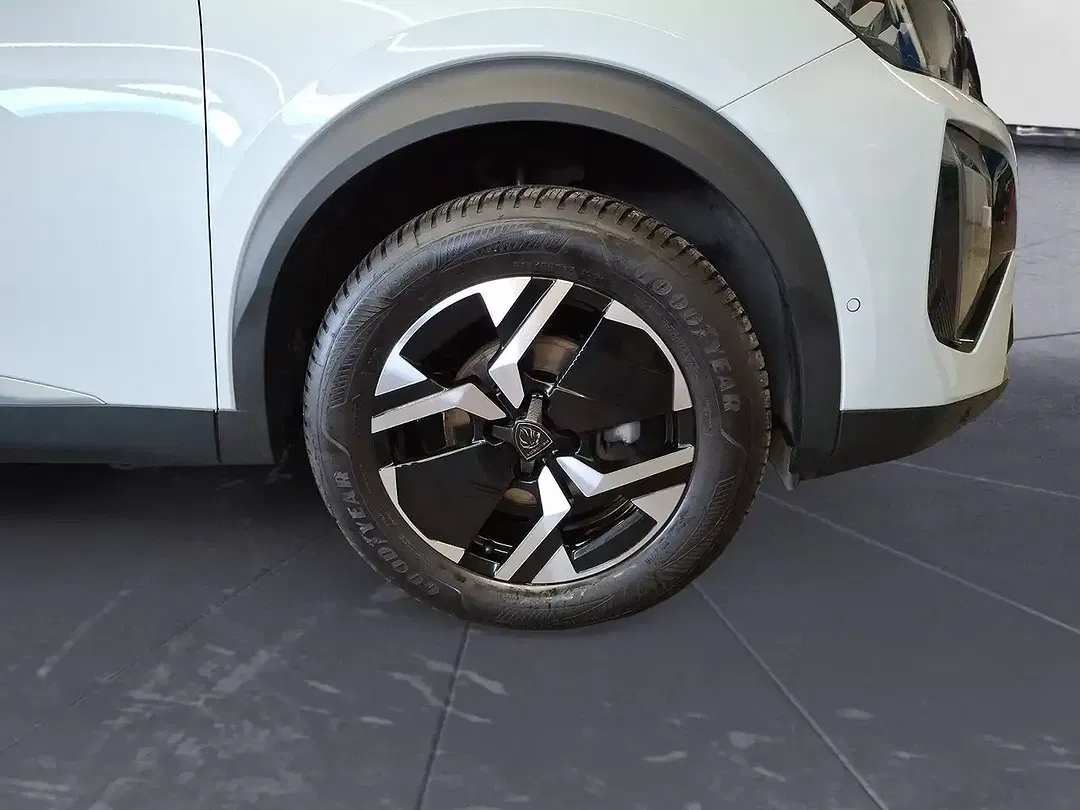 Peugeot 2008 - Thumbnail 11