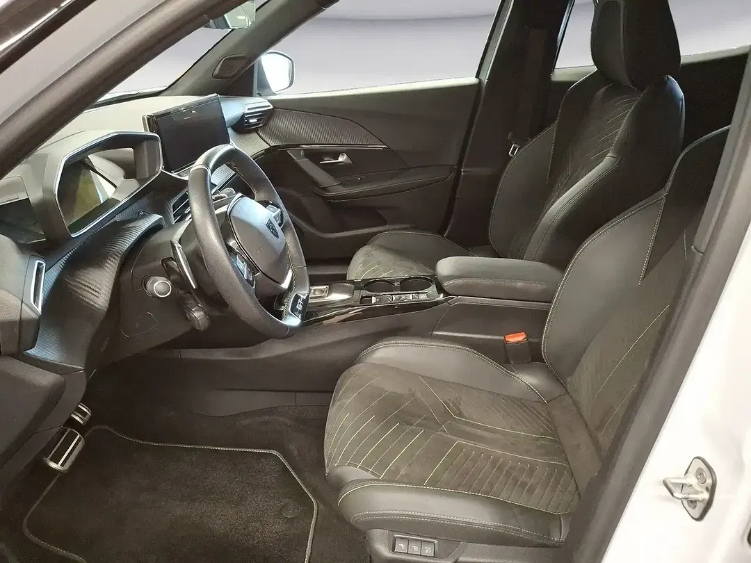 Peugeot 2008 - Thumbnail 7