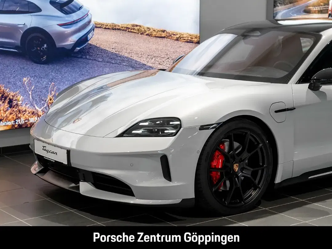 Porsche Taycan - Thumbnail 10
