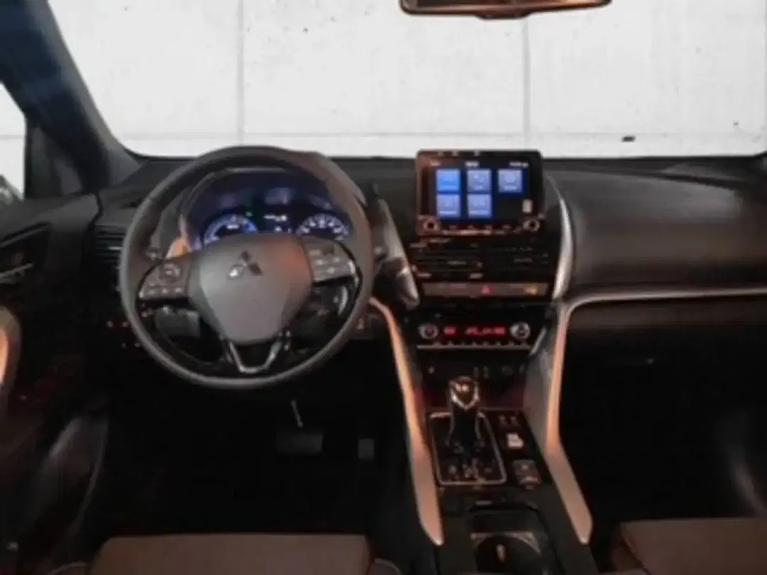 Mitsubishi Eclipse Cross - Thumbnail 11