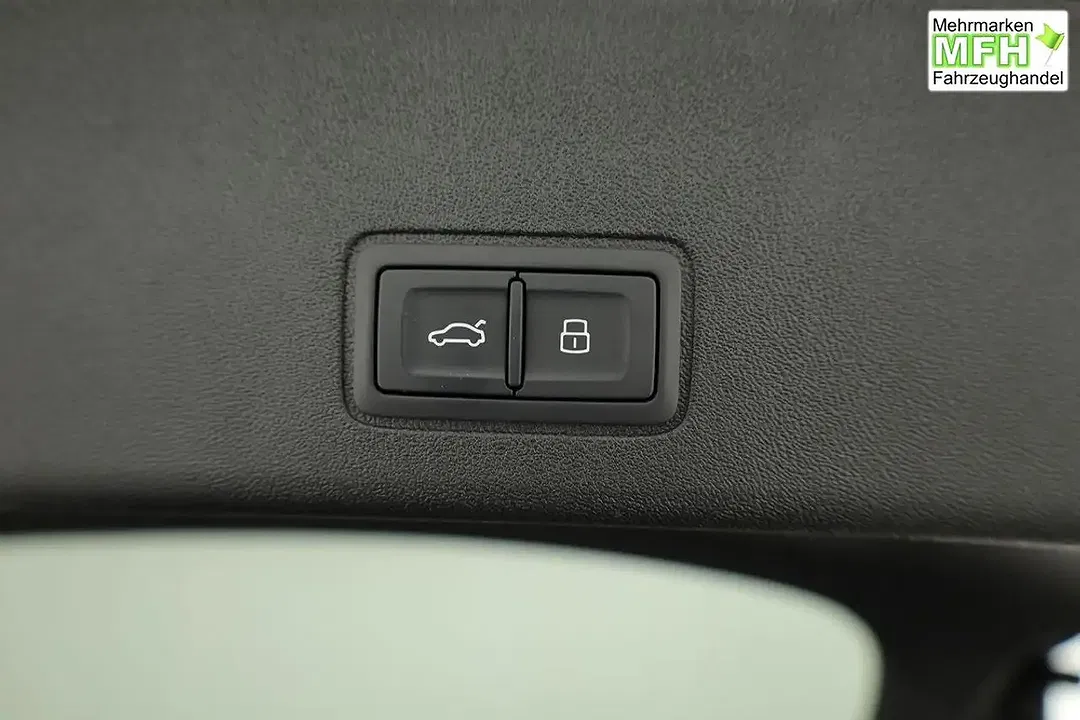 Audi Q3 - Thumbnail 13