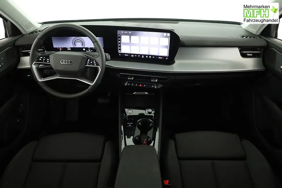 Audi Q3 - Thumbnail 4