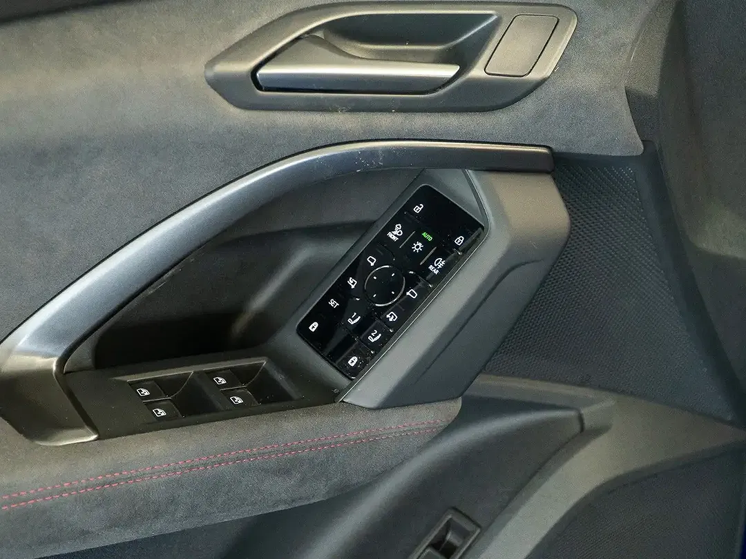 Audi Q5 - Thumbnail 10