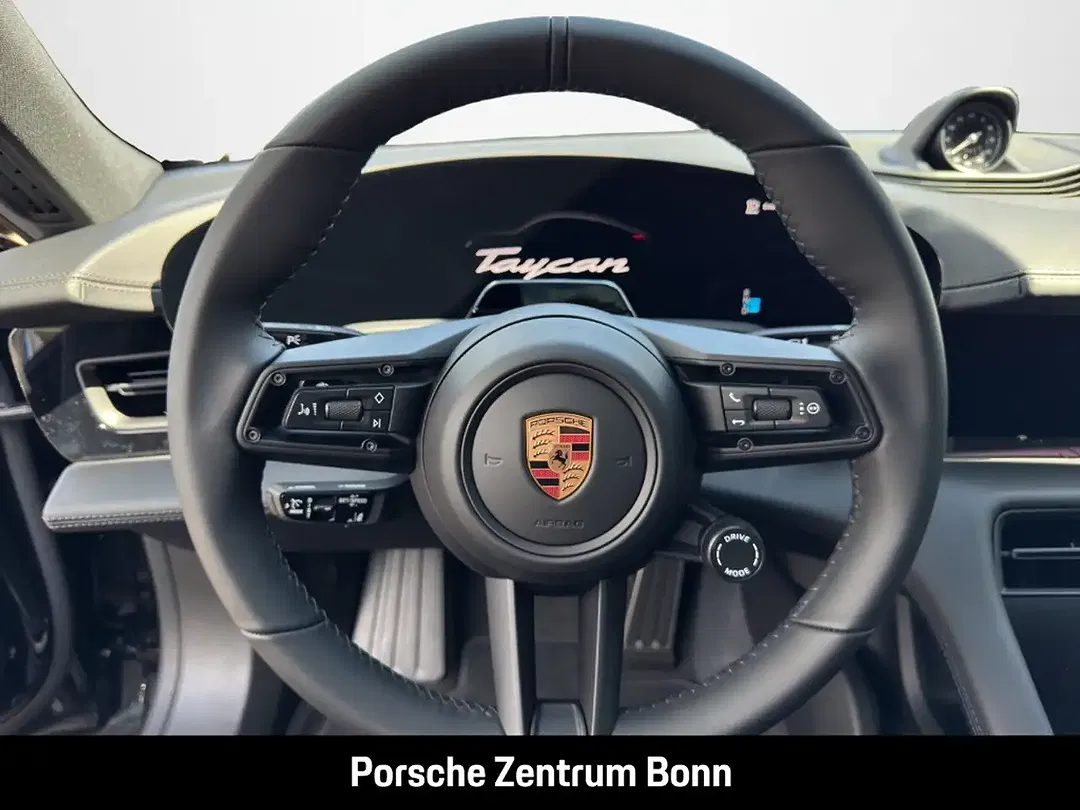 Porsche Taycan - Thumbnail 10