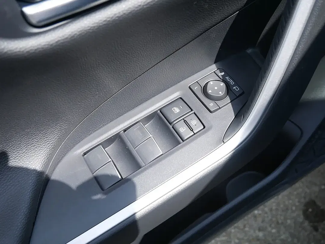 Suzuki Across - Thumbnail 10