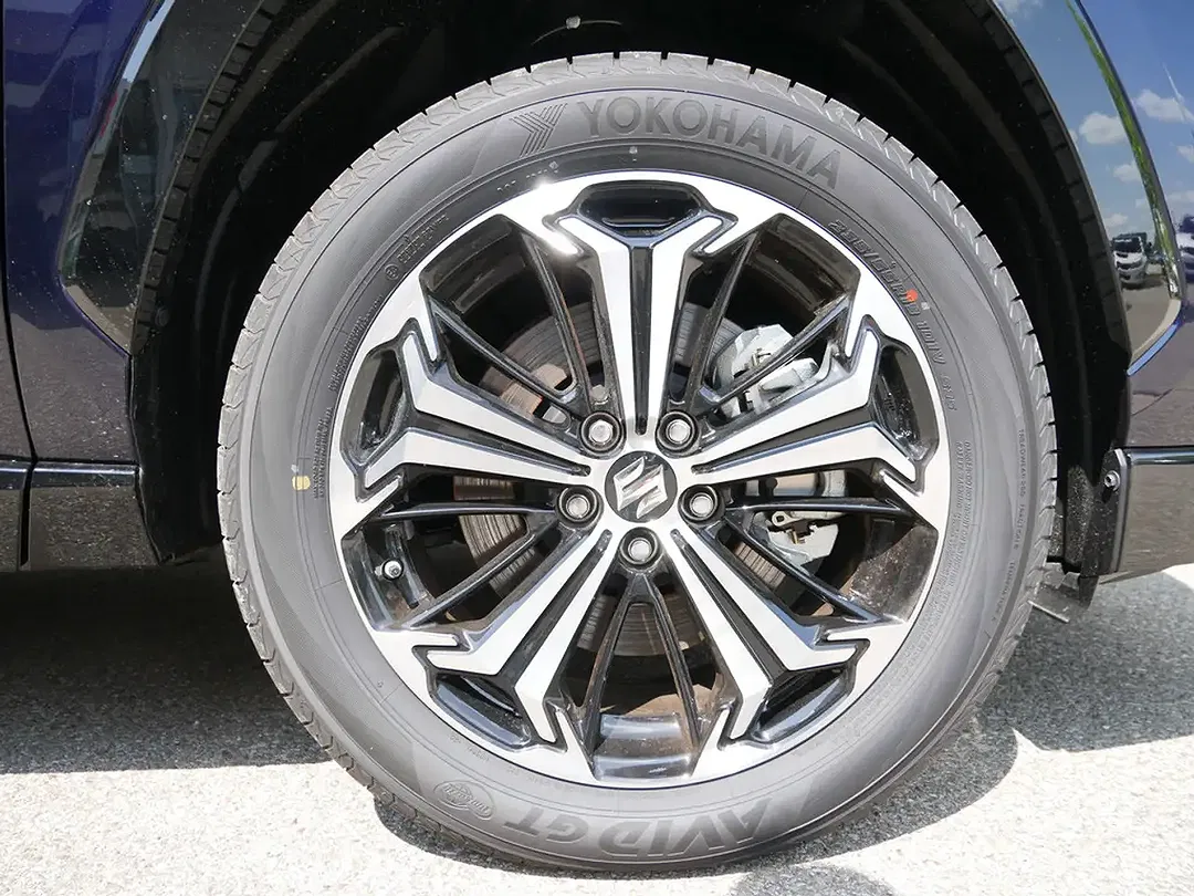 Suzuki Across - Thumbnail 7