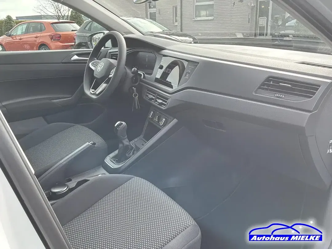 Volkswagen Polo - Thumbnail 15